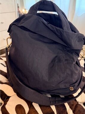Lululemon Black Gym Tote Bag Weekender Travel Shoulder Crossbody OS NEW